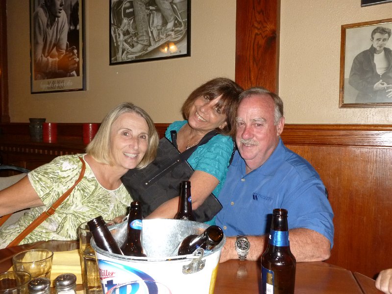 Billies Bistro Happy Hour June 2014 036